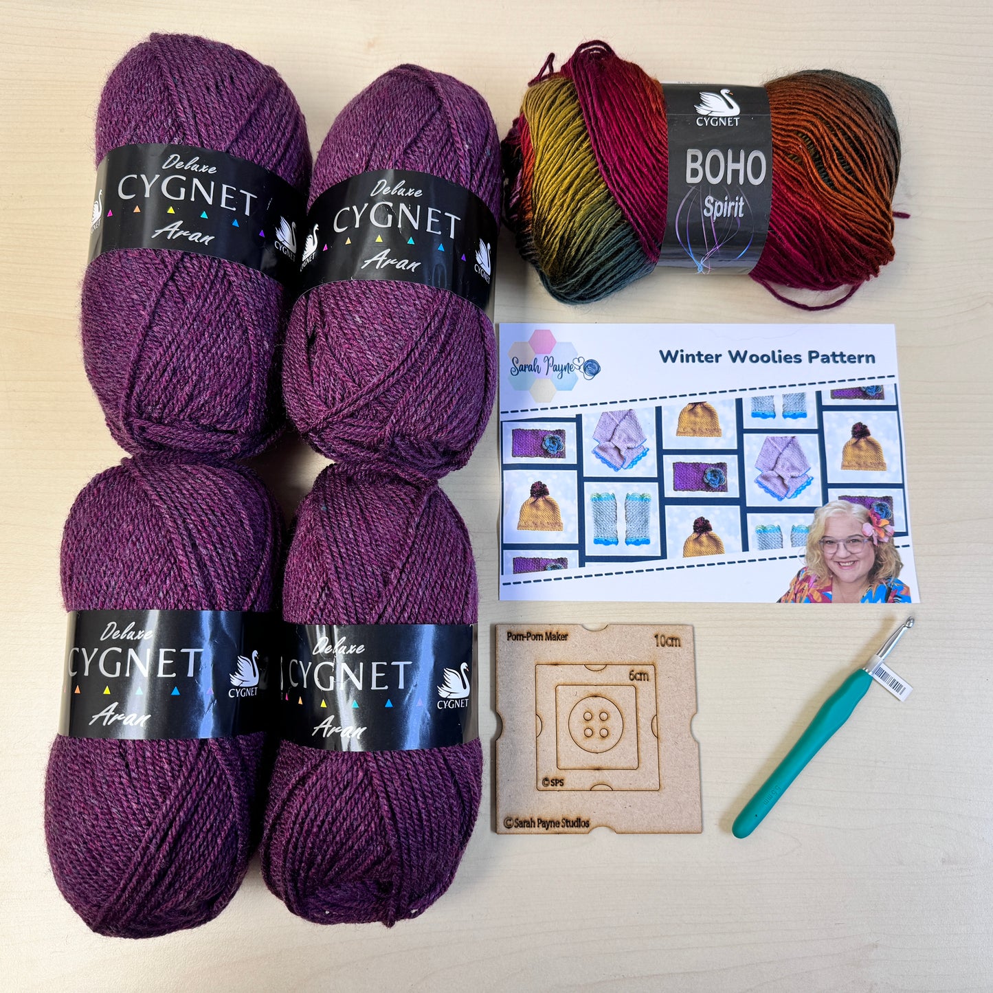 Sarah Payne Crochets Winter Woolies Accessories Kit - Choice of Colour