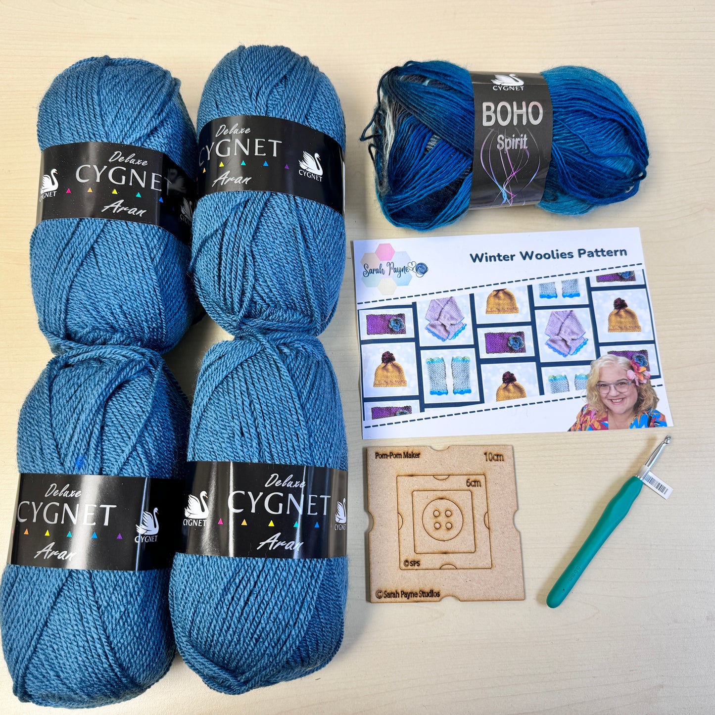 Sarah Payne Crochets Winter Woolies Accessories Kit - Choice of Colour